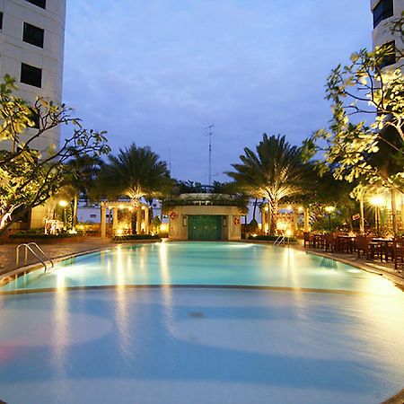 Grand Diamond Suites Hotel Bangkok Kültér fotó