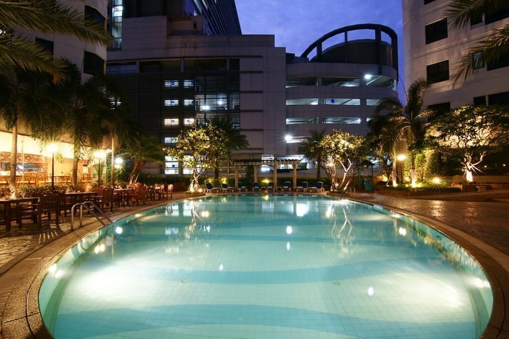 Grand Diamond Suites Hotel Bangkok Kültér fotó